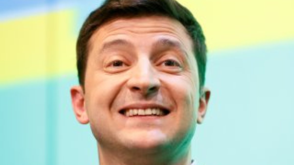Ukrayna Başkanı Zelenskiy komedi programından ayrıldı