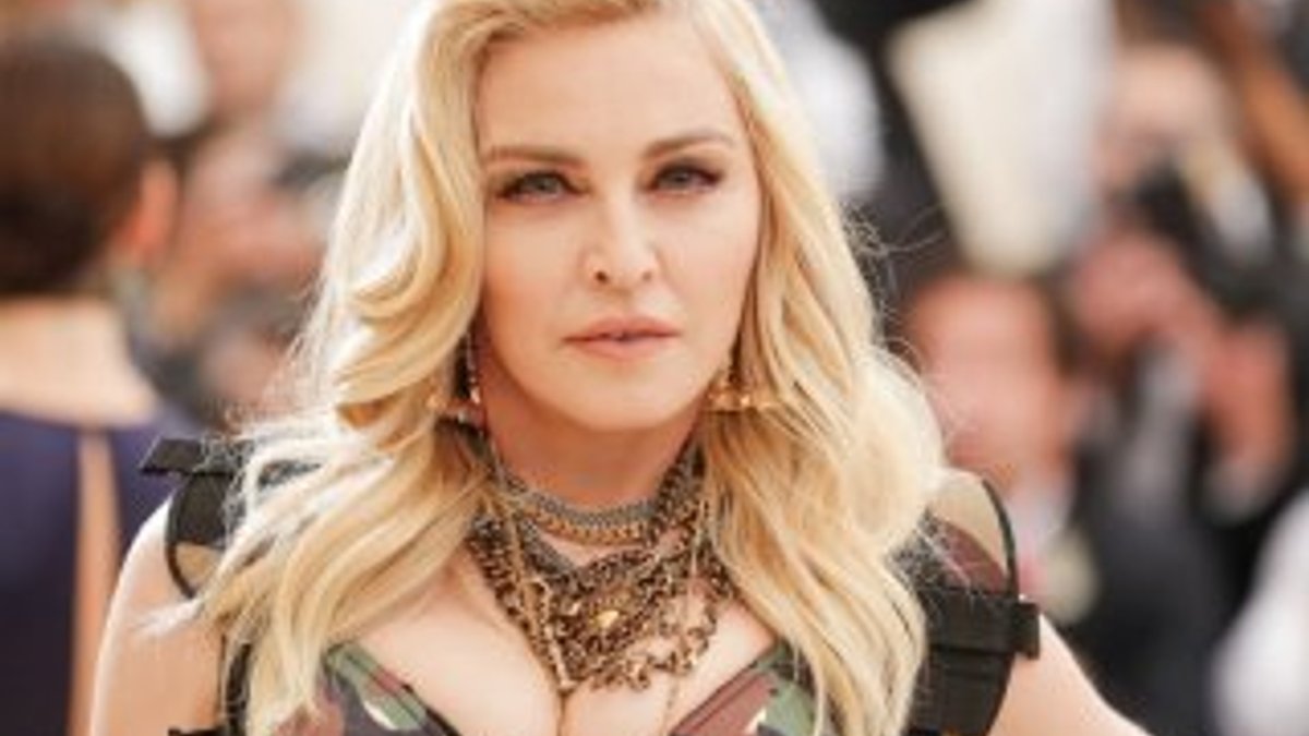 Filistinli anneden Madonna'ya mesaj