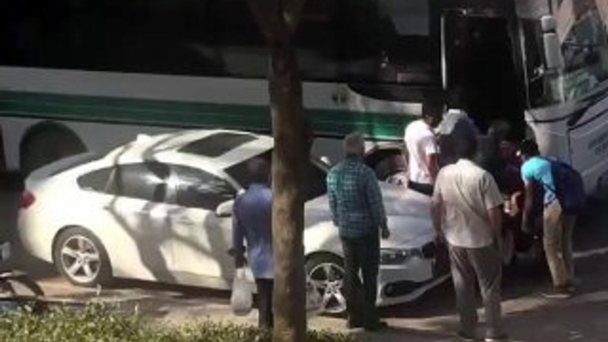 Adana'da yaşlı adamı otobüsten attılar