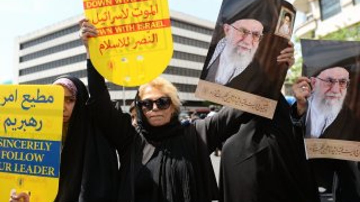 İran'da hükümetin nükleer kararına destek gösterileri