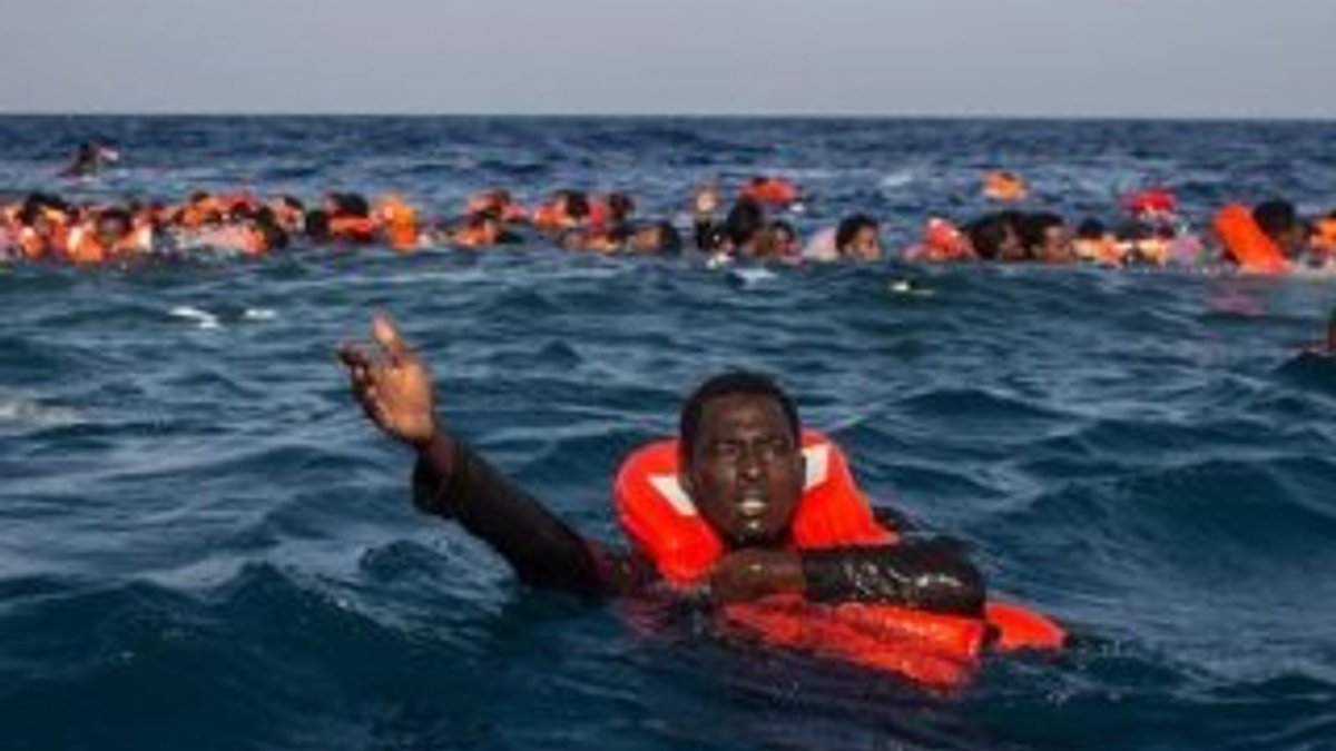 Tunus açıklarında 70 göçmen boğuldu