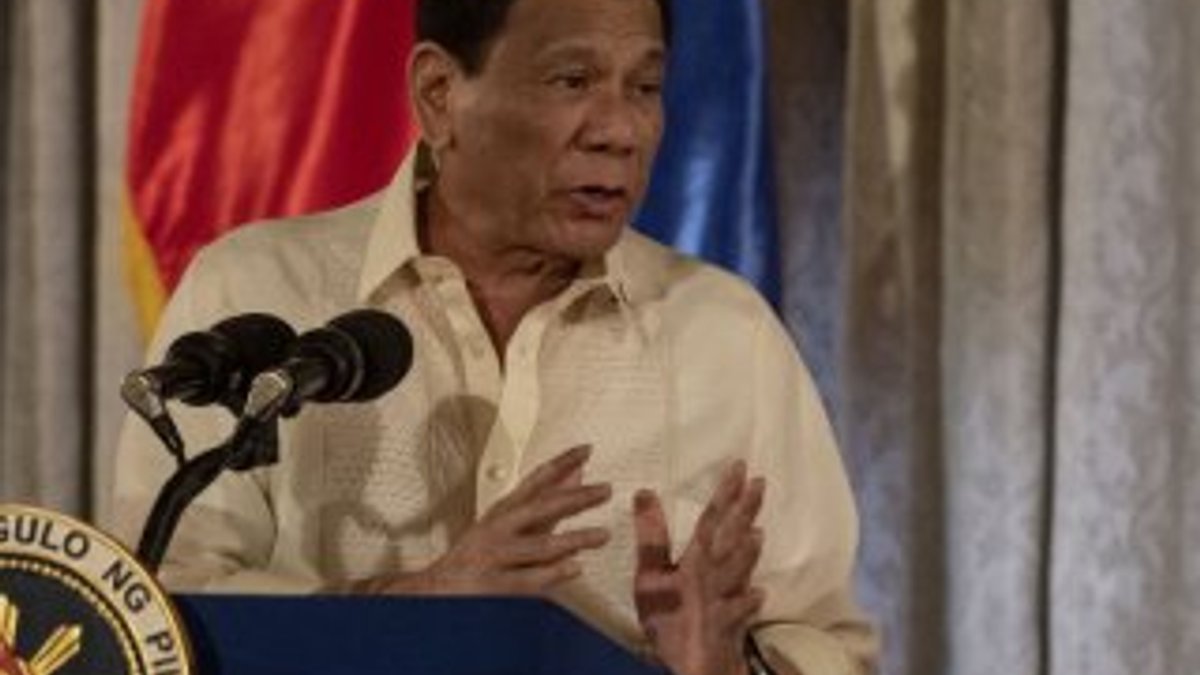 Duterte: Omzuma konan böcek liberal
