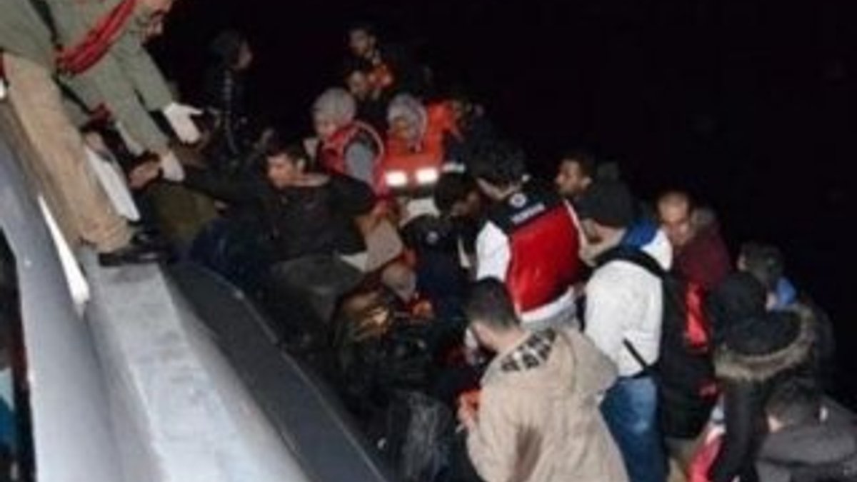 İzmir'de 36 göçmen yakalandı