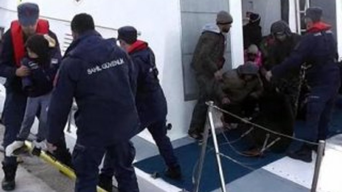 Çeşme'de 36 göçmen yakalandı