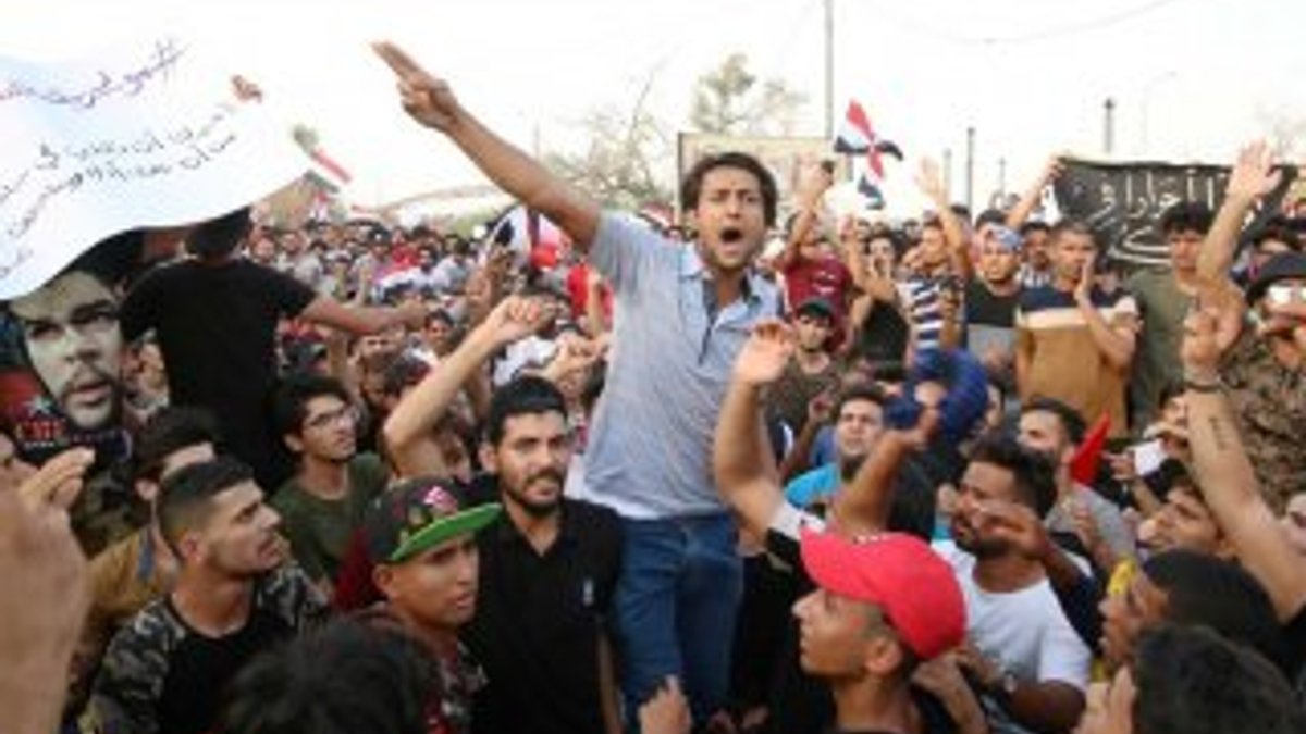 Bağdat’ta göstericilere ateş açıldı: 2 ölü, 12 yaralı