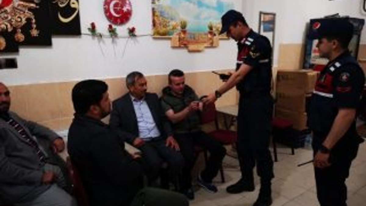 Jandarma aranan 81 kişiyi gözaltına aldı