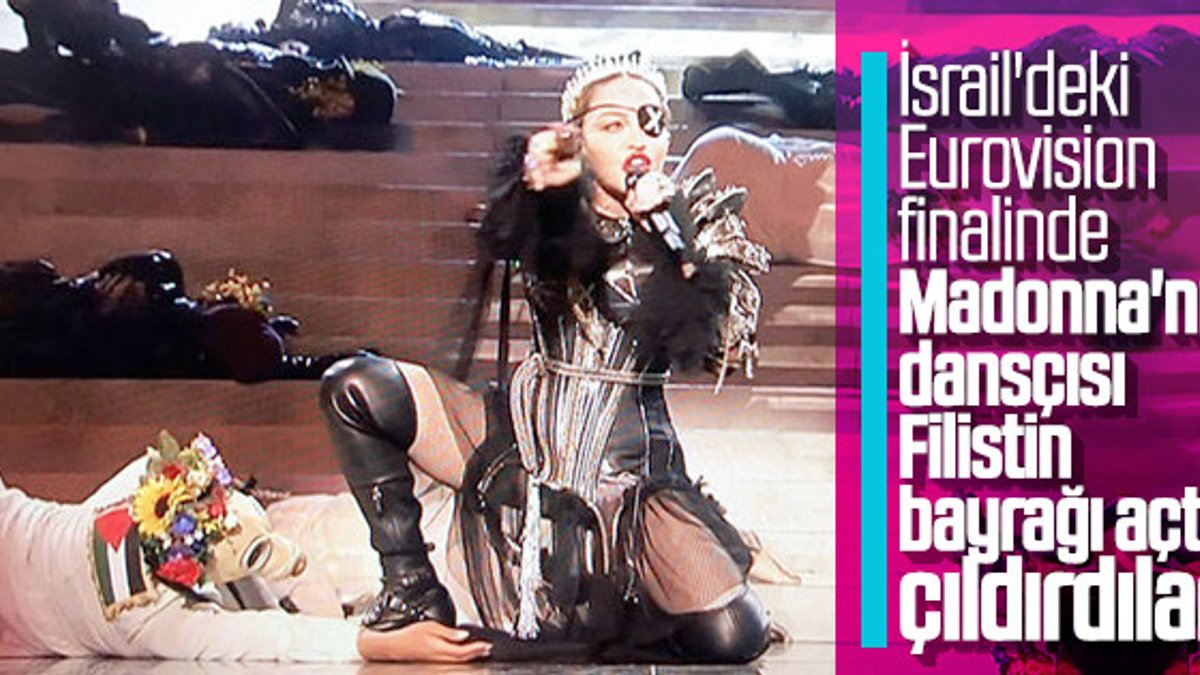 Madonna İsrail'de Filistin bayrağı açtırdı