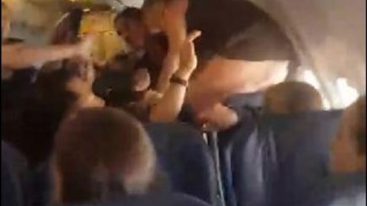 Yolcu uçağını birbirine katan sarhoş Ukraynalı