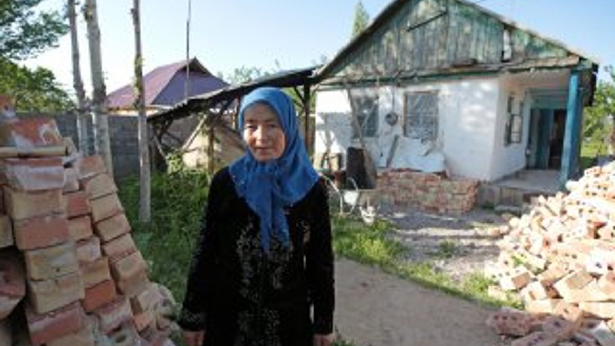 Aybek ve annesi Türkiye’den yardım bekliyor