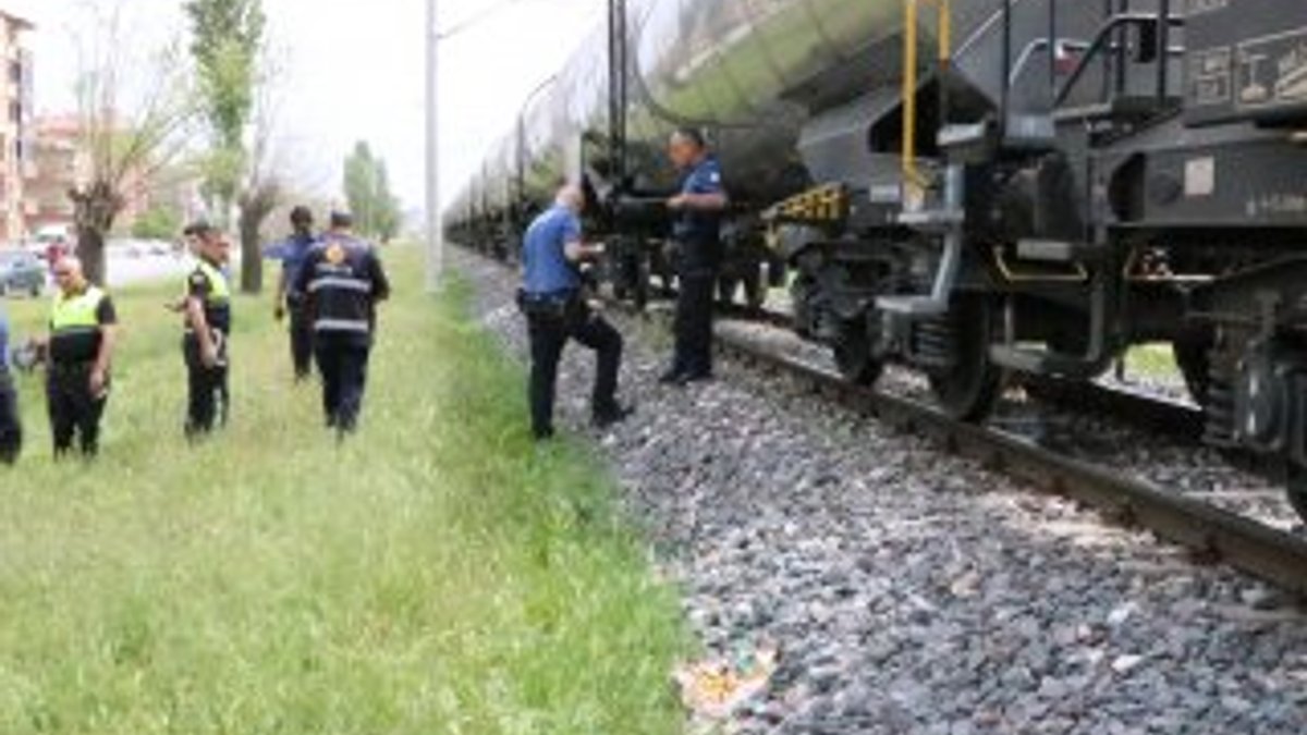Niğde’de trenin çarptığı kadın hayatını kaybetti