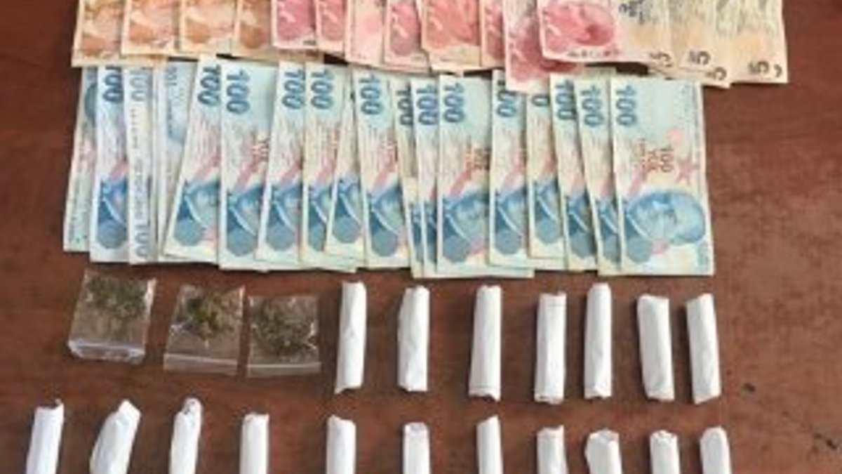 Adana'da uyuşturucu operasyonu: 15 gözaltı