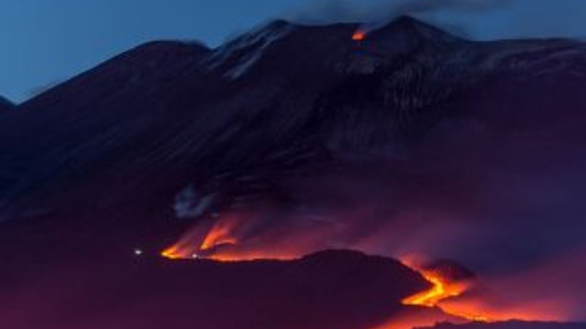 Etna Yanardağı aktif duruma geçti