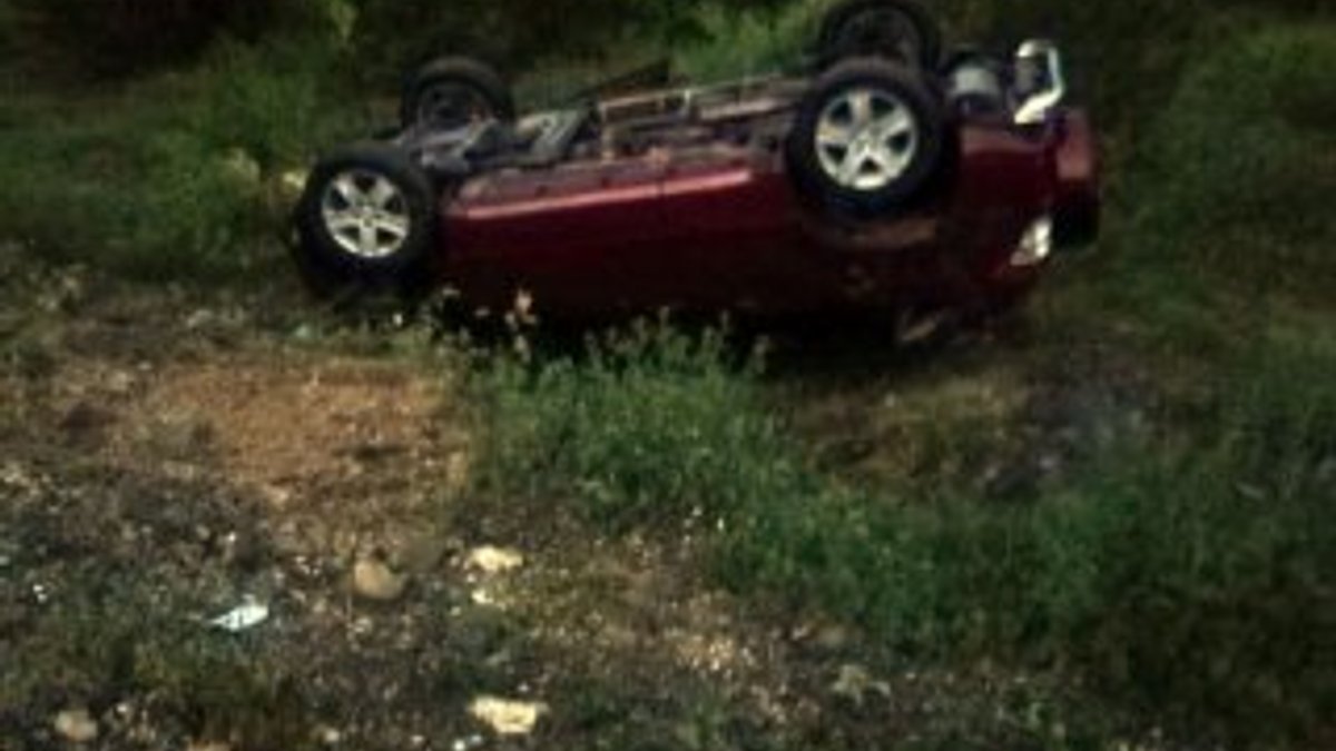 Karabük’te otomobil takla attı: 2 yaralı