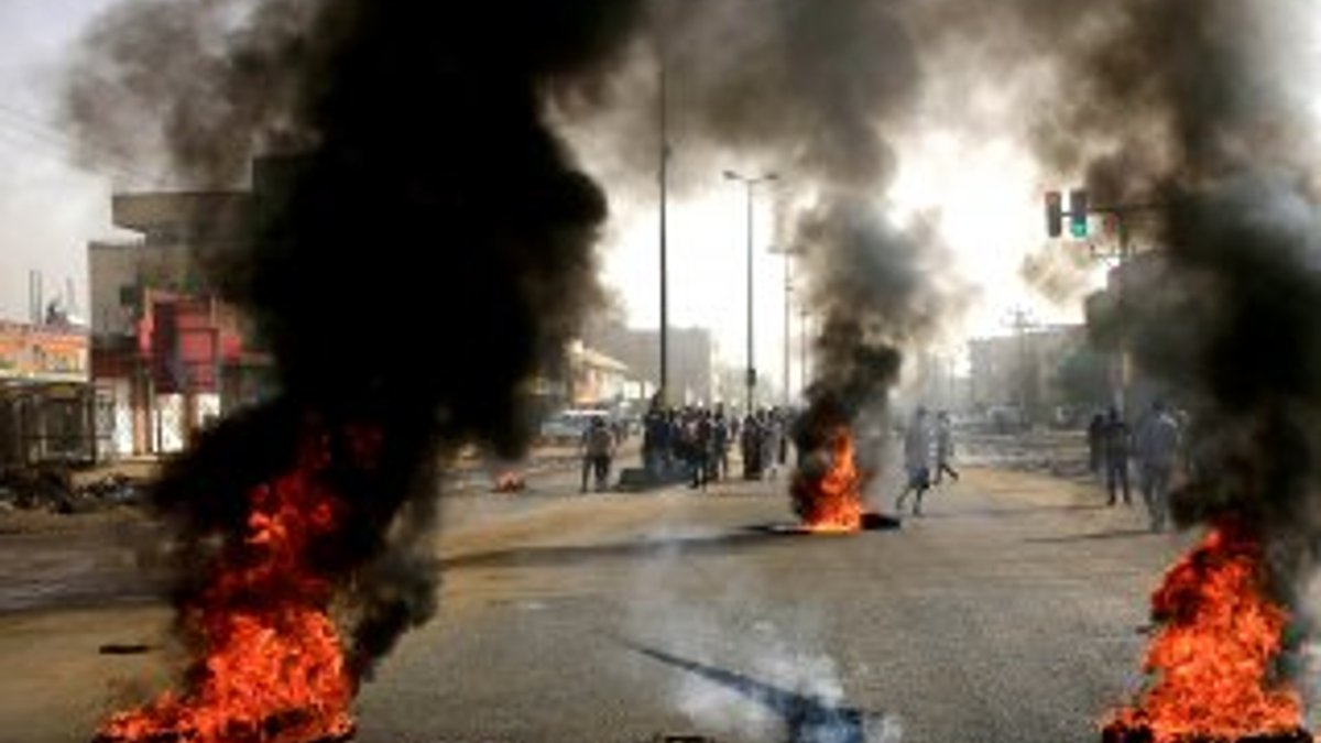 Sudan'daki gösterilerde ölü sayısı 30'a yükseldi