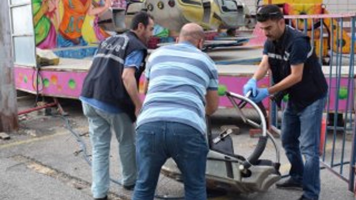 Lunaparktaki oyuncak vagonu koptu: 1 yaralı