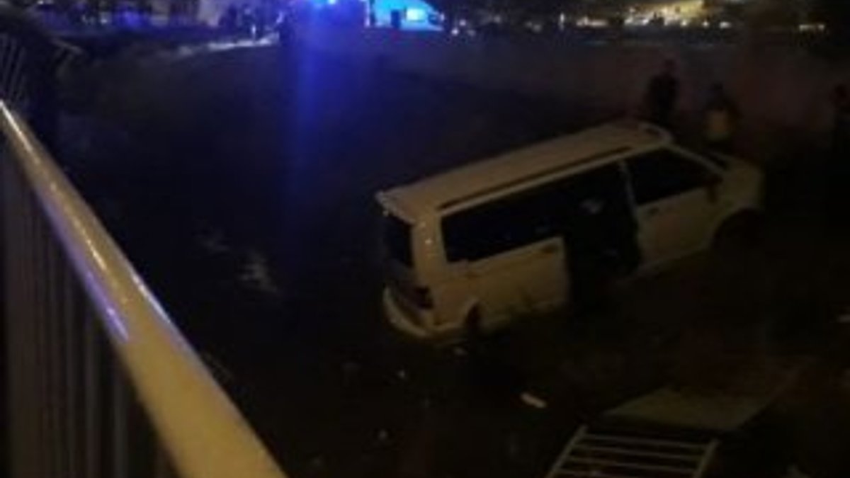 Kayseri'de minibüs kanala düştü: 7 yaralı