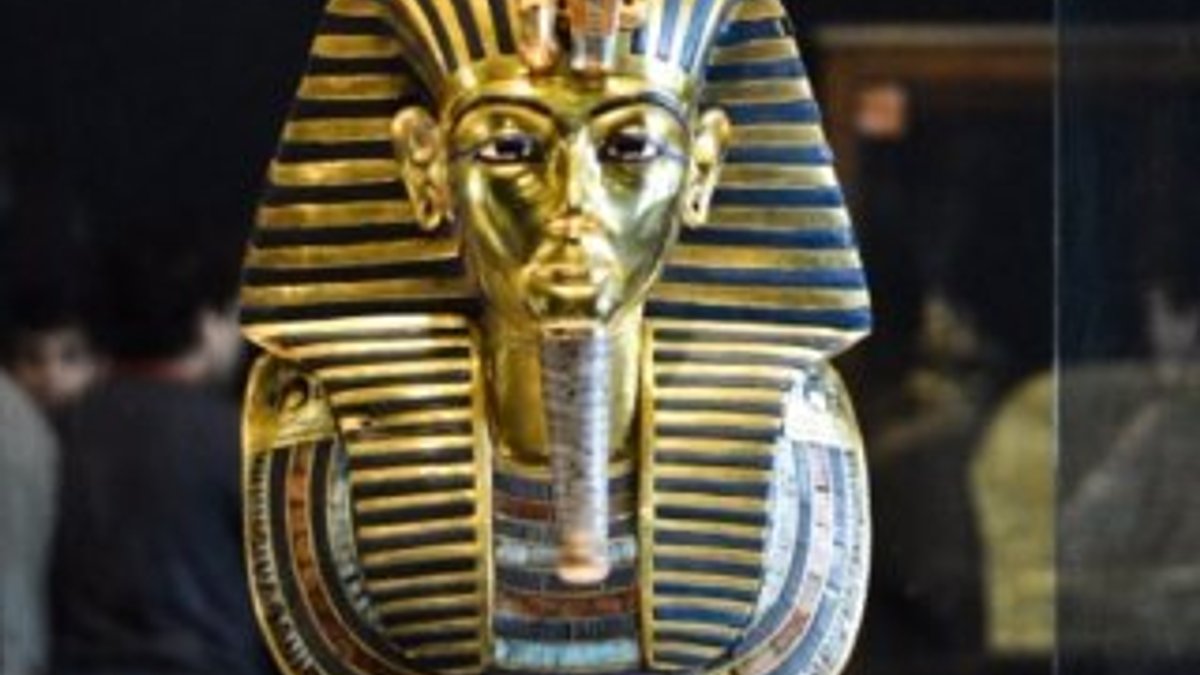 Mısır, İngiltere'den Tutankamun'un altın başlığını istiyor
