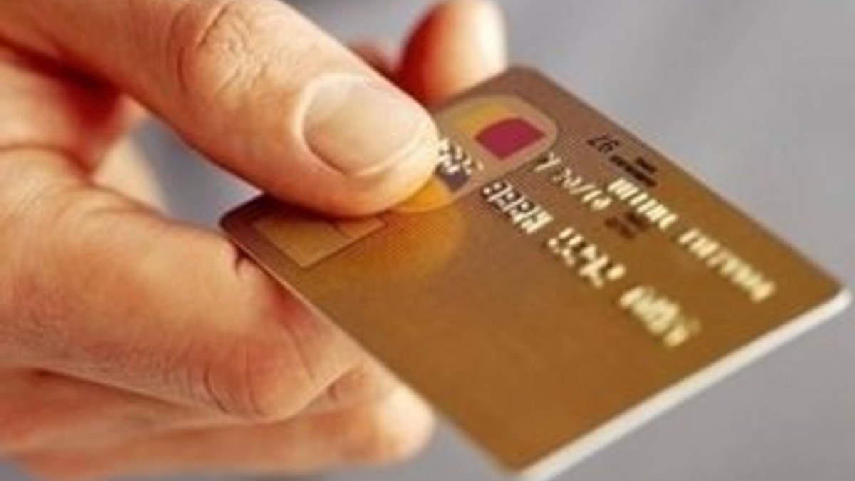 Kredi kartı faizleri indirildi