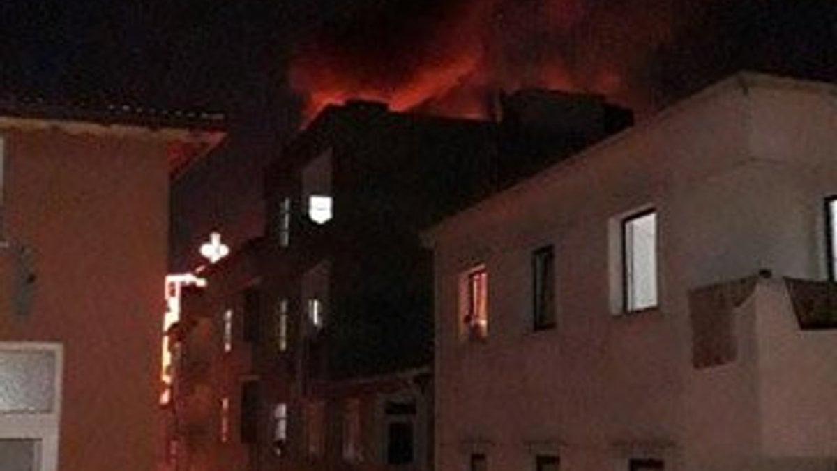 Esenler'de 5 katlı binada yangın: 70 güvercin telef oldu