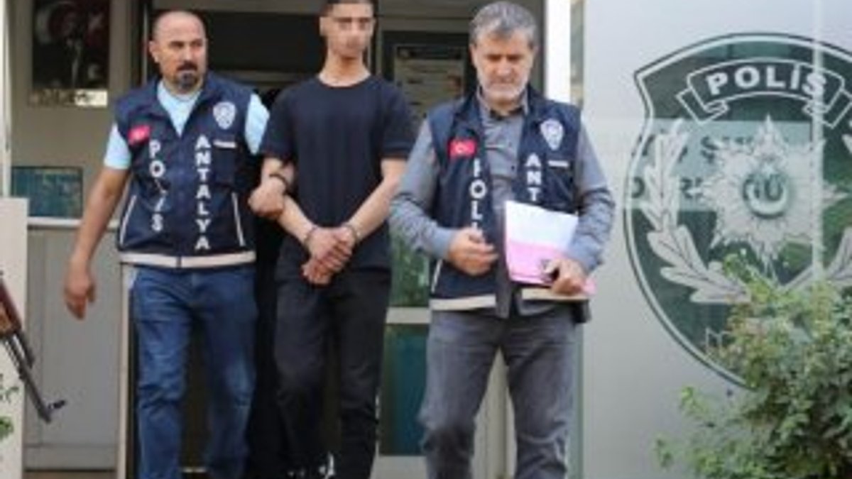 Antalya'da babasını bıçaklayan zanlı yakalandı