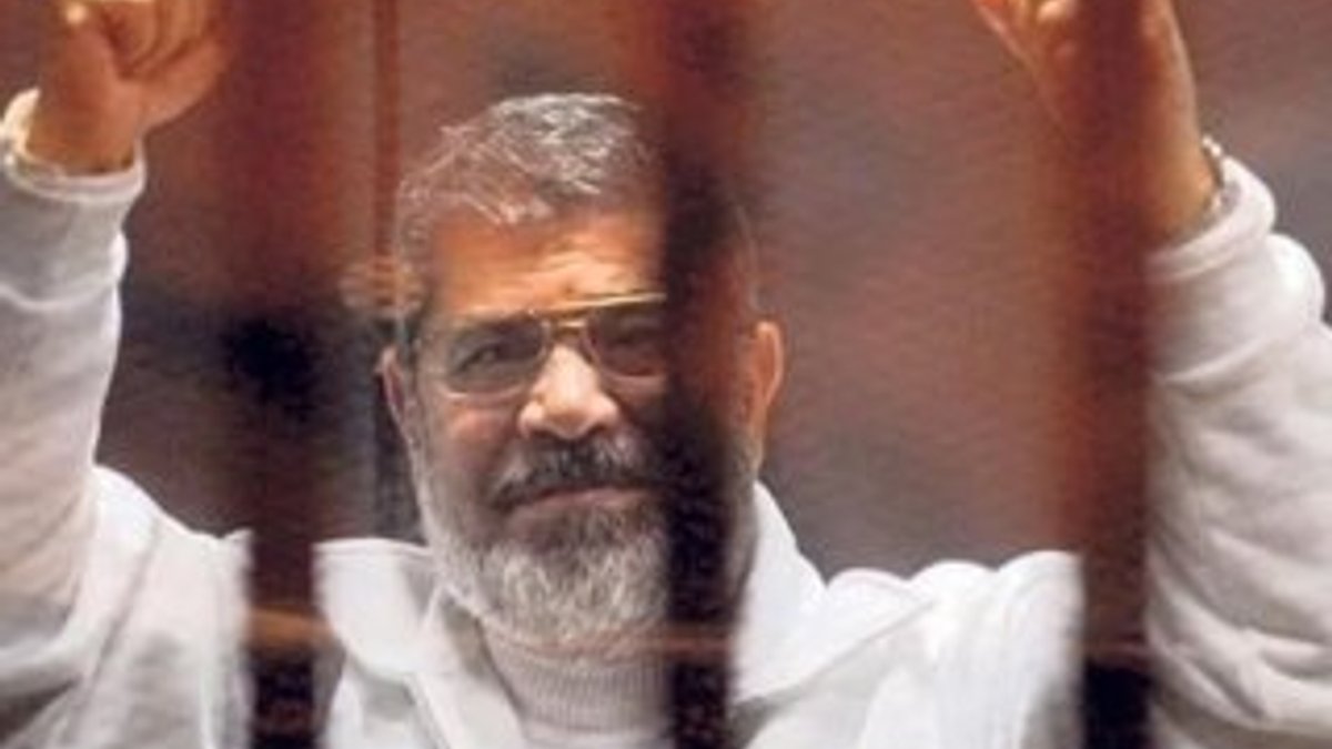 Mısır Devlet Televizyonu Mursi'nin ölüm nedenini duyurdu