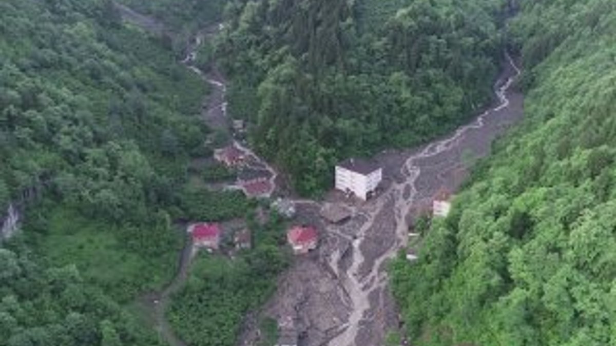 Trabzon'da sel felaketi havadan görüntülendi