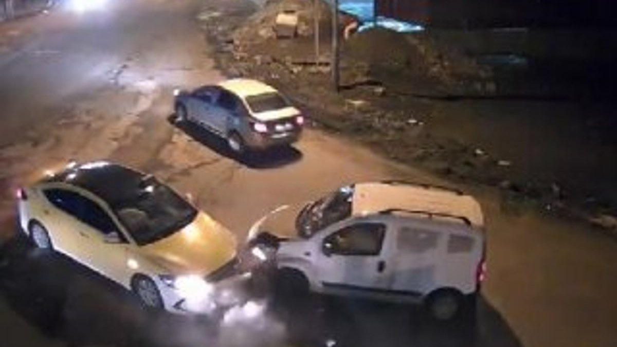 Diyarbakır, Elazığ ve Bingöl'de kazalar MOBESE'ye yansıdı