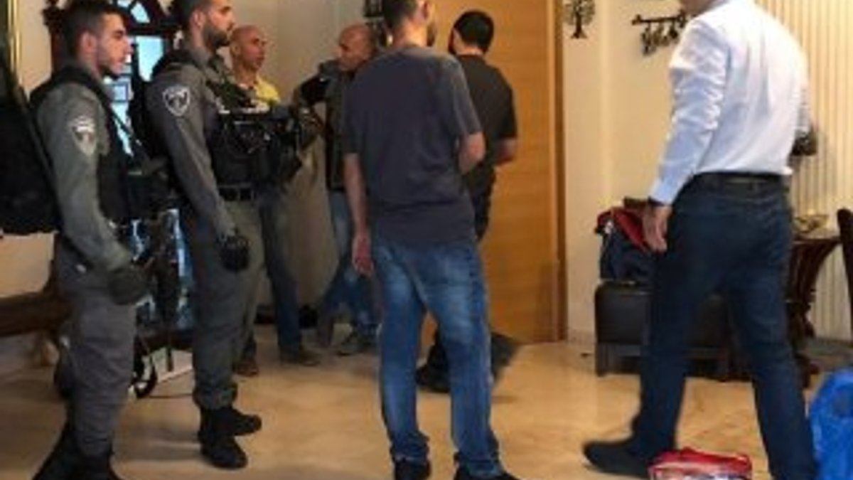 İsrail polisi Filistinli Bakanı gözaltına aldı