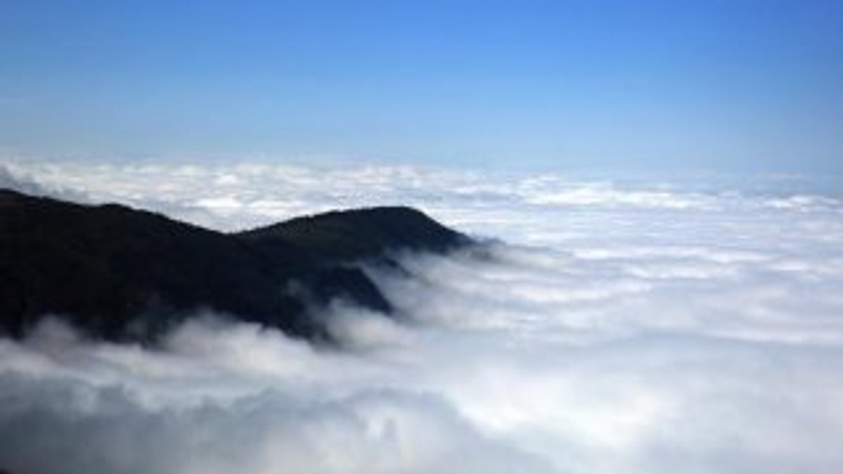 Rize'de bulutların üzerinde yaşam yarıyıl sürüyor