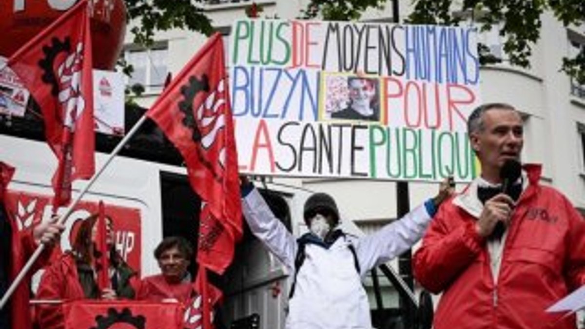 Fransa'da, Acil Servis çalışanları grev yaptı