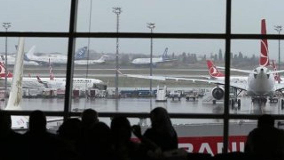 Türkiye'de hava yoluyla 95 milyon yolcu seyahat etti