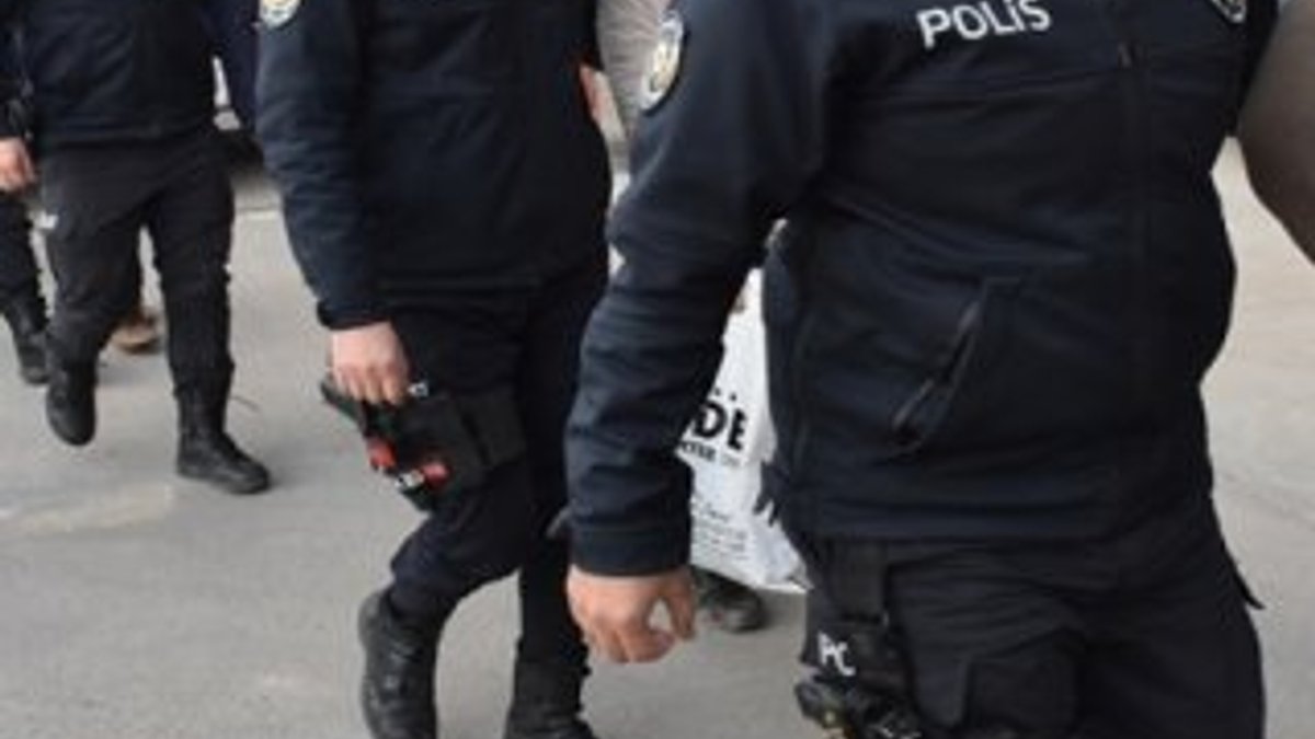 Mersin’de kaçakçılık yapan 5 polis gözaltına alındı