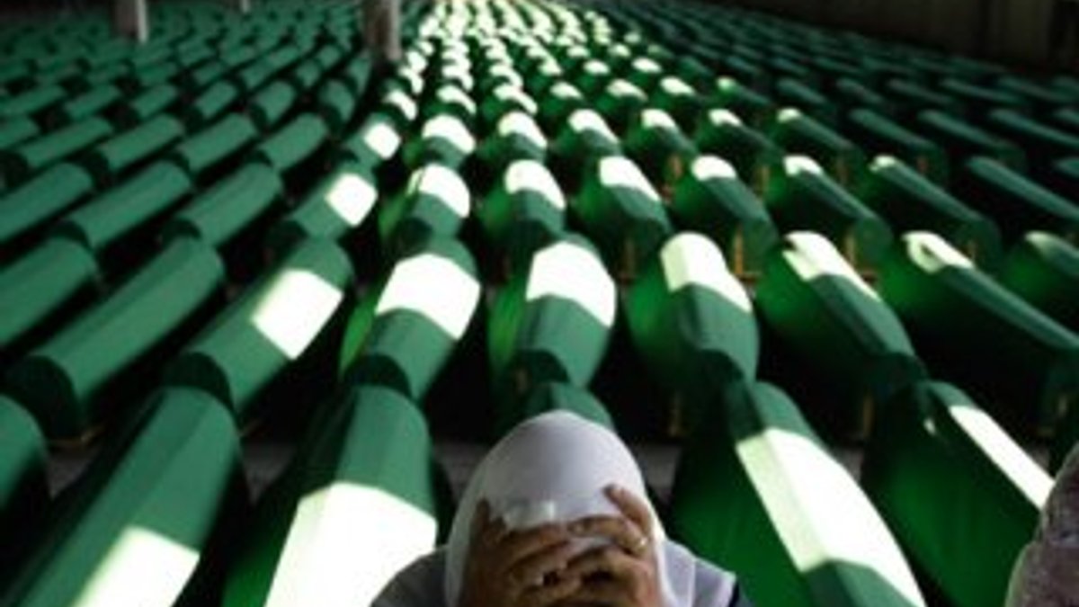 Srebrenitsa Katliamı nedir