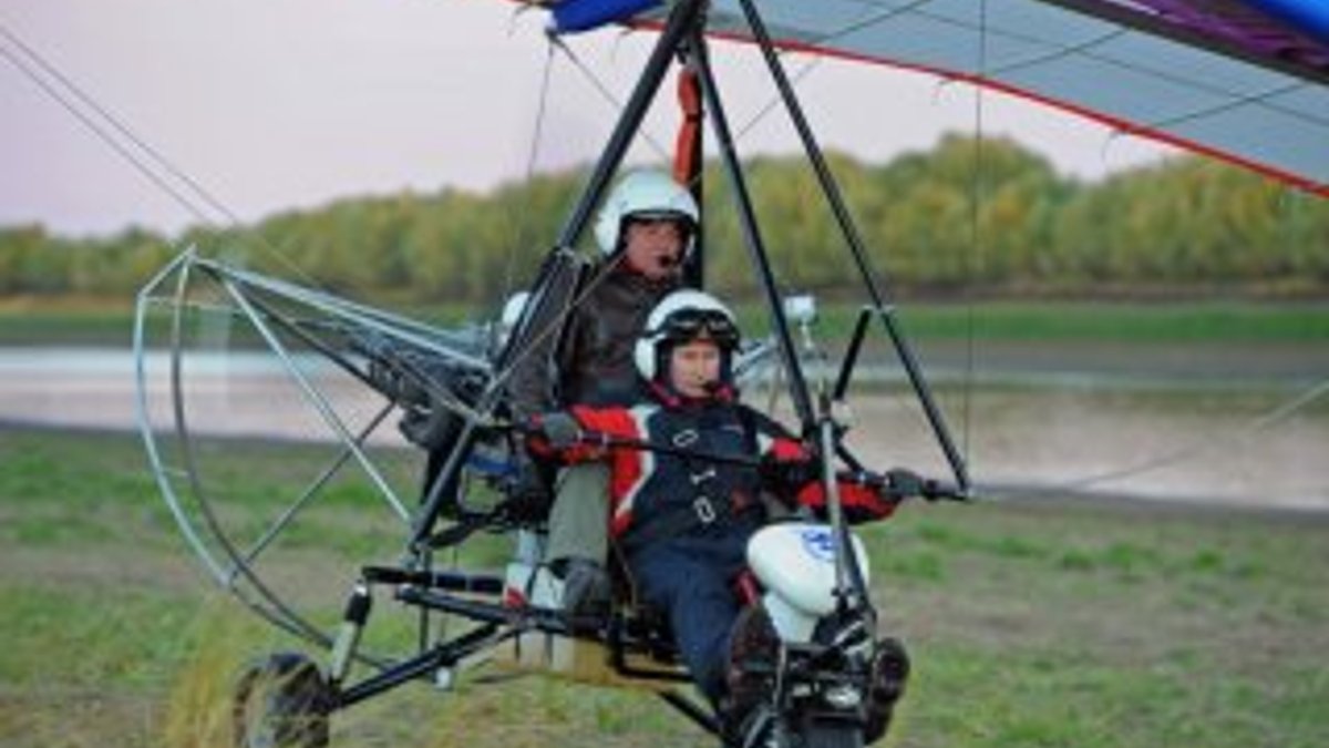 Putin’e uçmayı öğreten pilot helikopter kazasında öldü
