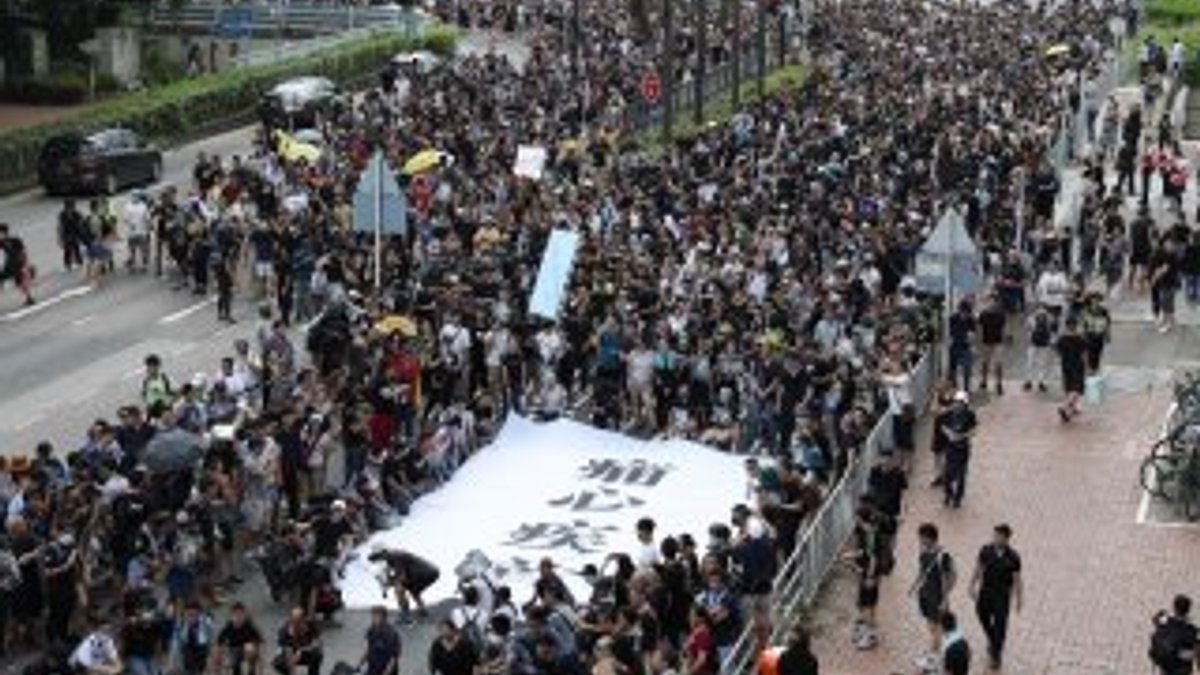 Hong Kong'da Çin'e iade tasarısına karşı protestolar