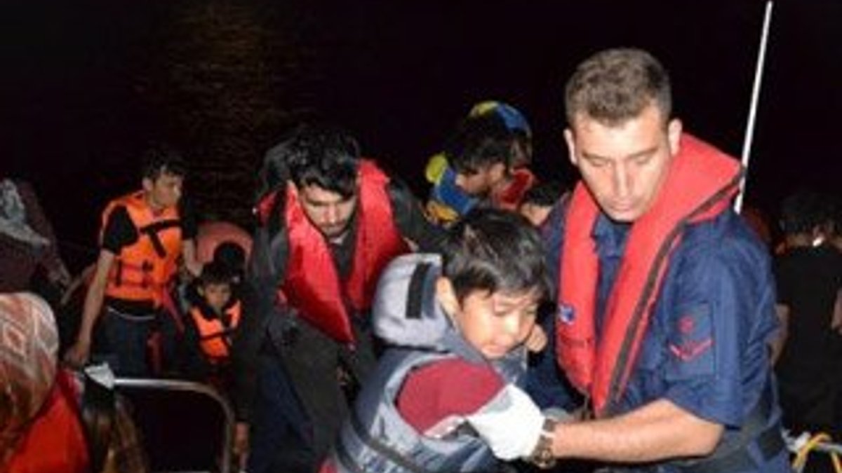 Ayvalık’ta 46 kaçak göçmen yakalandı