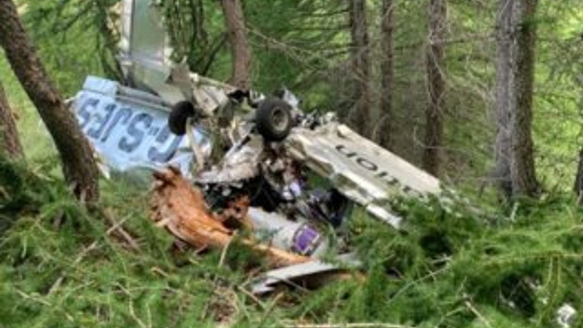 Fransa’da uçak kazası: 2 ölü