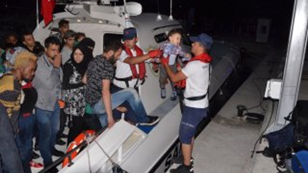 İzmir'de 77 kaçak göçmen yakalandı