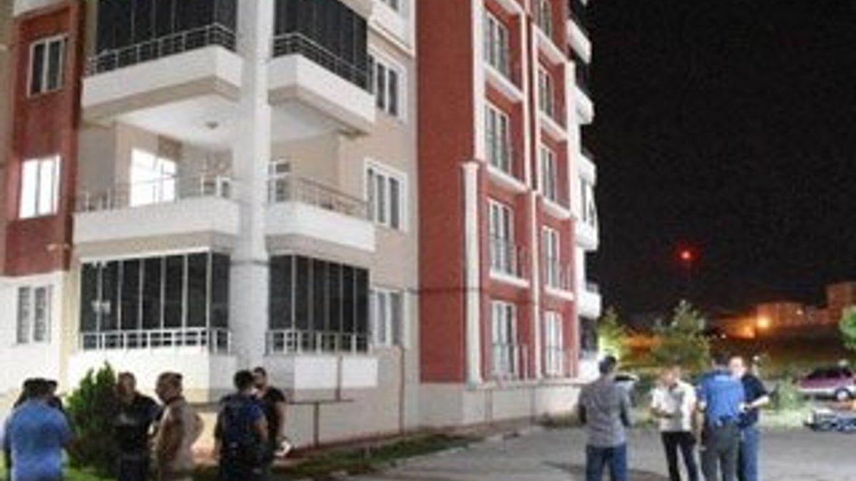 Malatya'da bir genç 7. kattan kendini attı