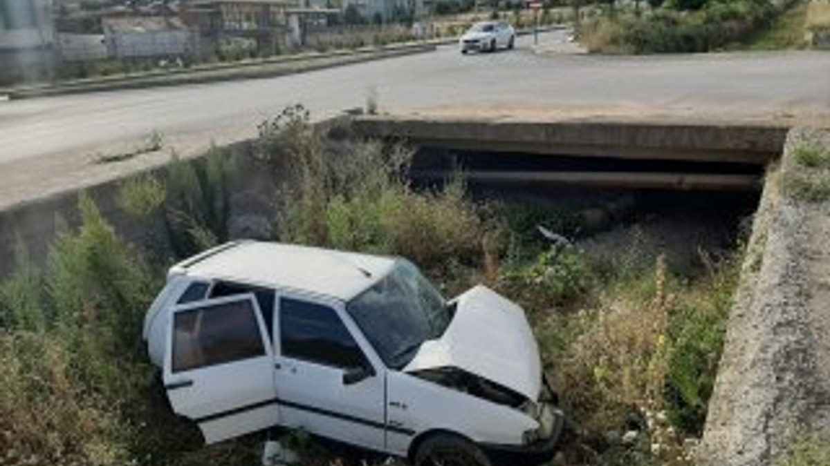 Tokat'ta sulama kanalına düşen aracın sürücüsü yaralandı