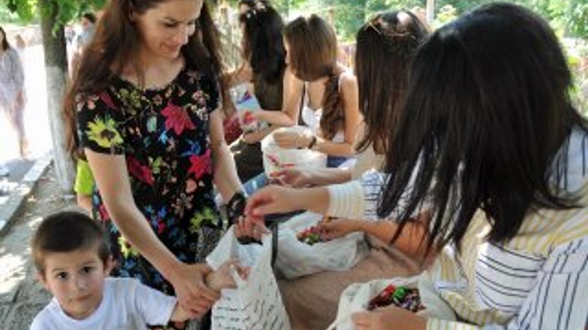 Bulgaristan'da Türk köyünde Şeker Günü