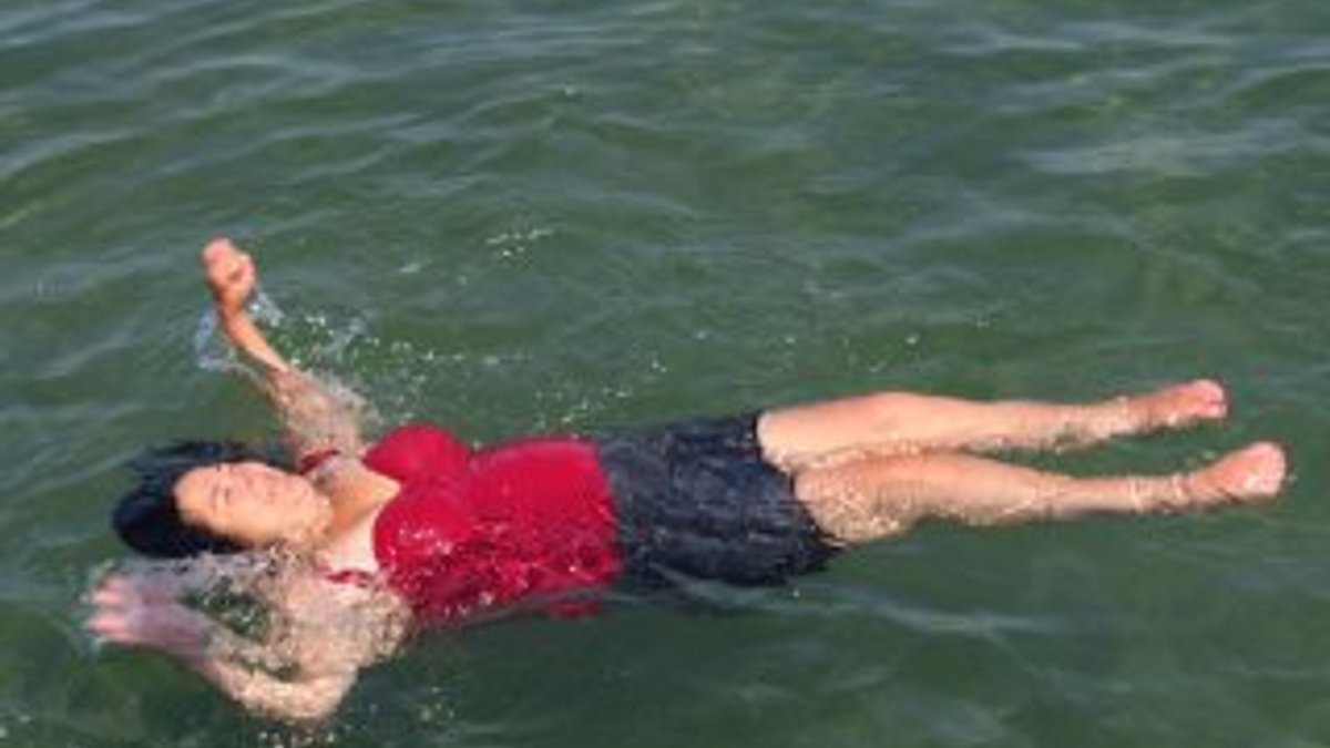 Yalova'da engelli kadın yıllar sonra yüzdü