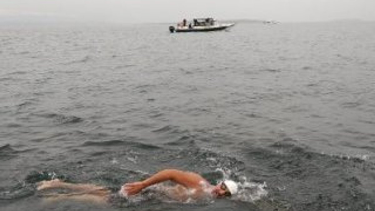 Kuzey Kanalı'nı yüzen en yaşlı Türk: Kamil Alsaran