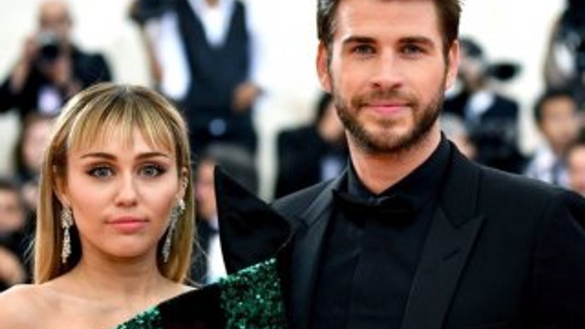 Liam Hemsworth Miley Cyrus'a boşanma davası açtı