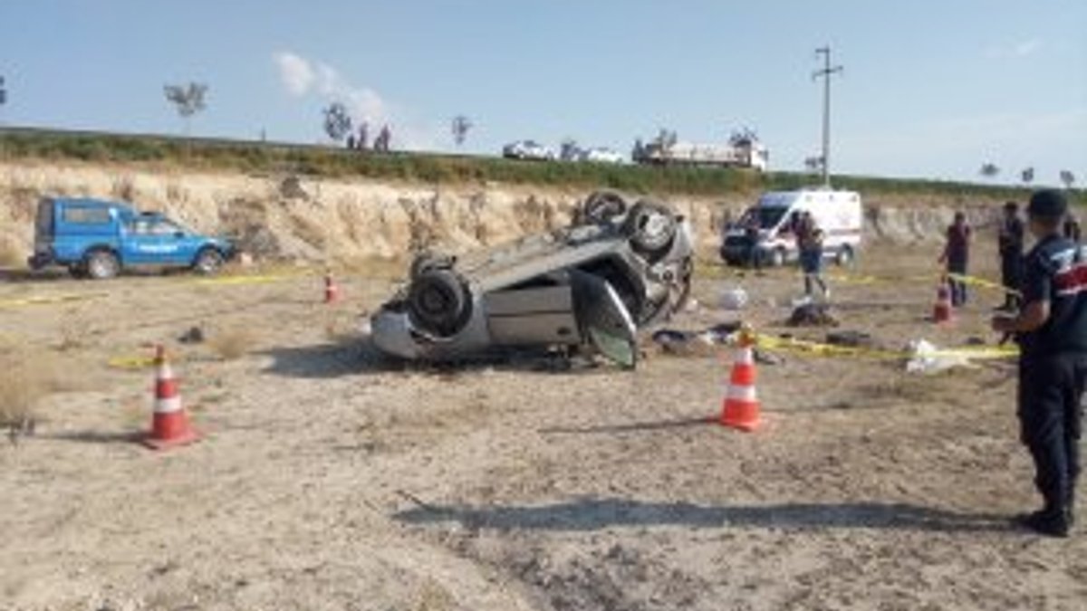 Aksaray'da otomobil şarampole devrildi: 1 ölü, 3 yaralı