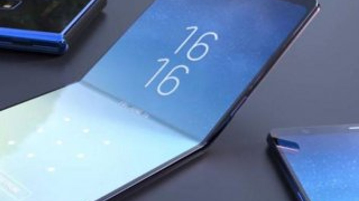 Samsung, dikey katlanabilen yeni bir telefon üzerinde çalışıyor