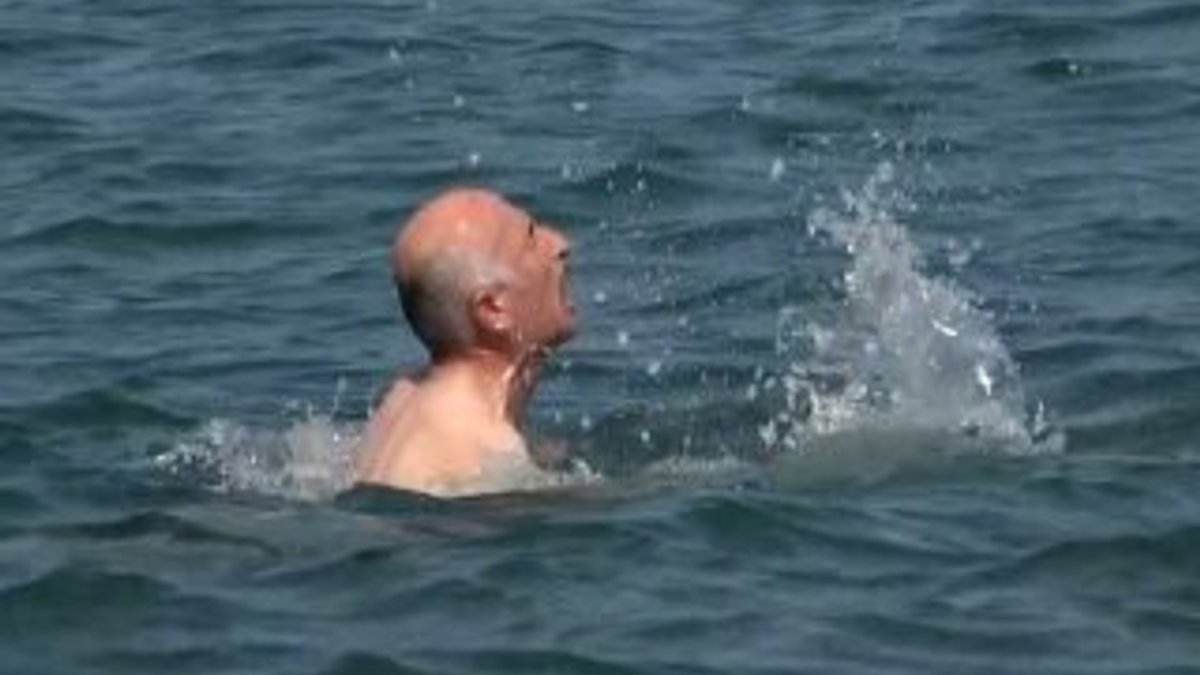 Denizde boğulan adama kimse yardım etmedi