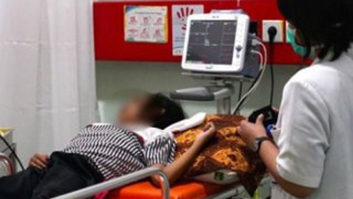 Endonezya'da eşini boynundan ısırarak öldürdü