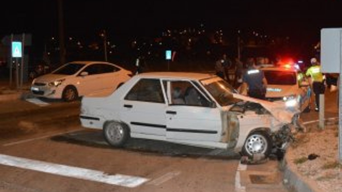 Çanakkale’de zincirleme trafik kazası: 2 yaralı