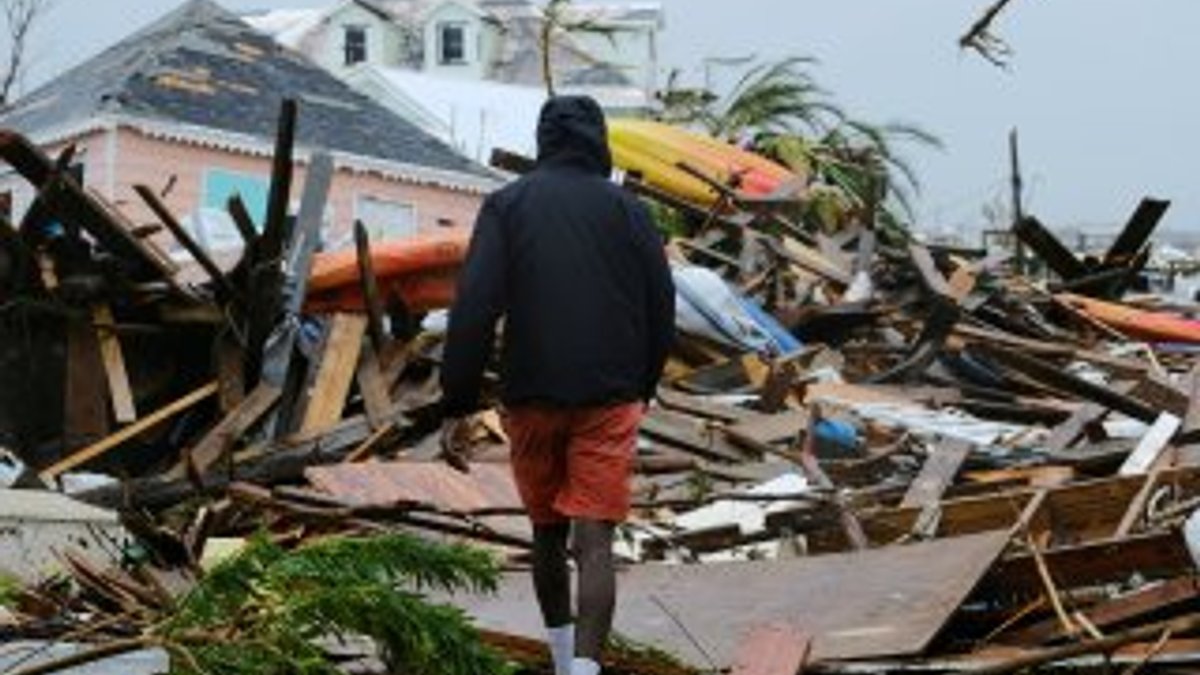 Dorian Kasırgası nedeniyle yüzlerce kişi mahsur kalabilir